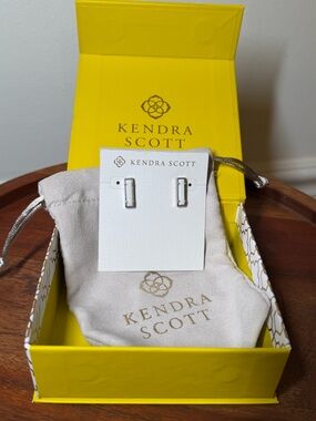 Kendra Scott Lady Stud Earrings with white stone and silver tone metal